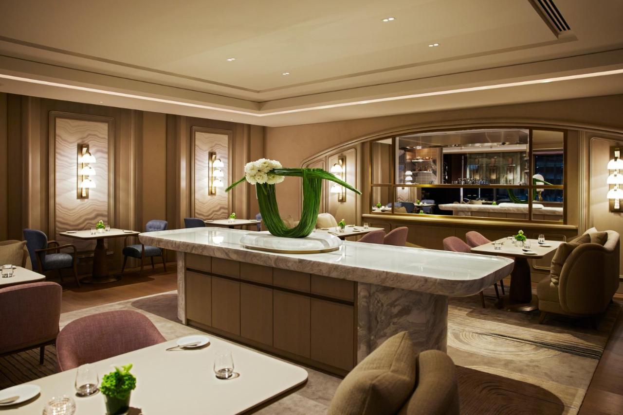 Four Seasons Hotel Tokyo At Marunouchi Экстерьер фото