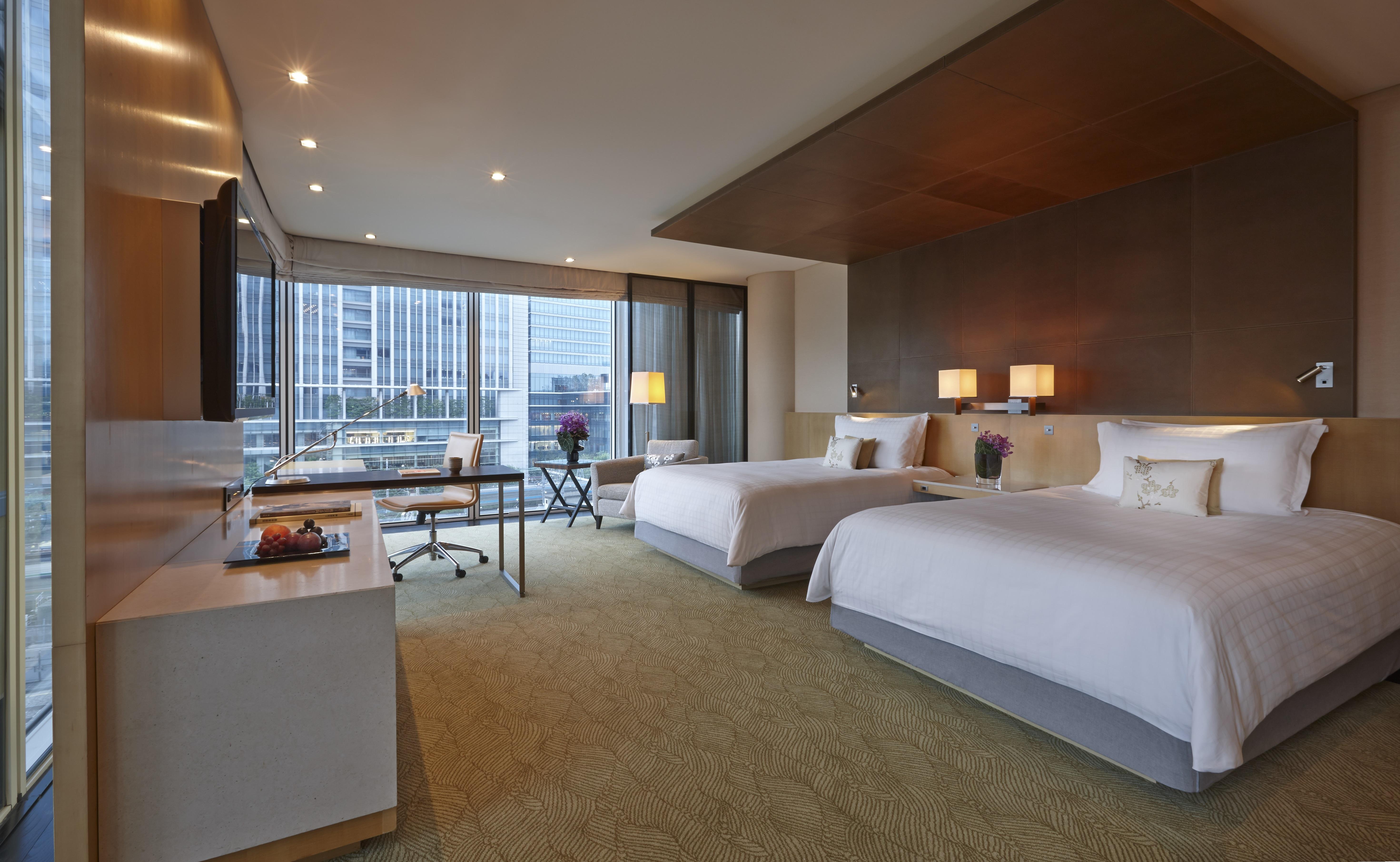 Four Seasons Hotel Tokyo At Marunouchi Экстерьер фото