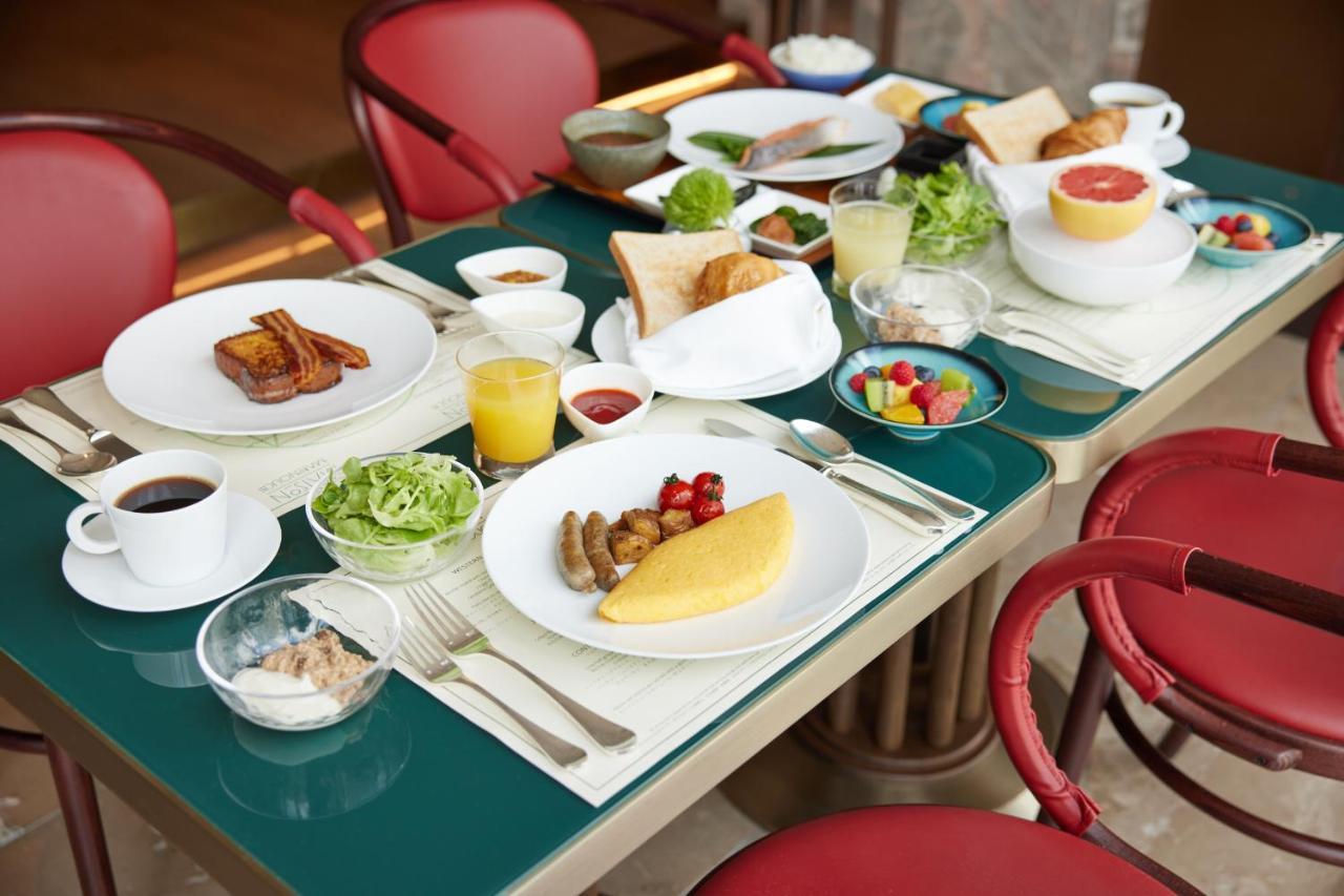 Four Seasons Hotel Tokyo At Marunouchi Экстерьер фото